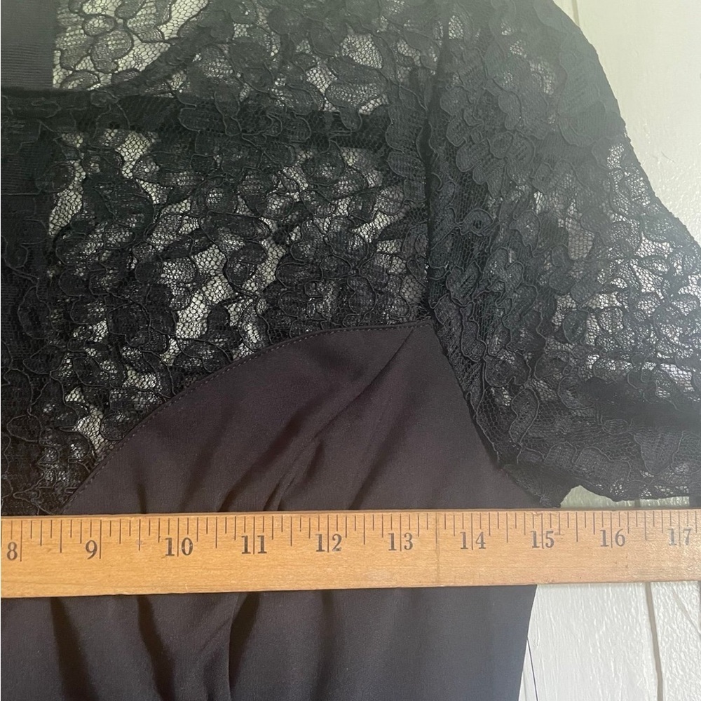 🔥🔥5/$25! GUESS Lace Yoke Body Con Mini Dress Y2K Whimsy Goth - Picture 4 of 7